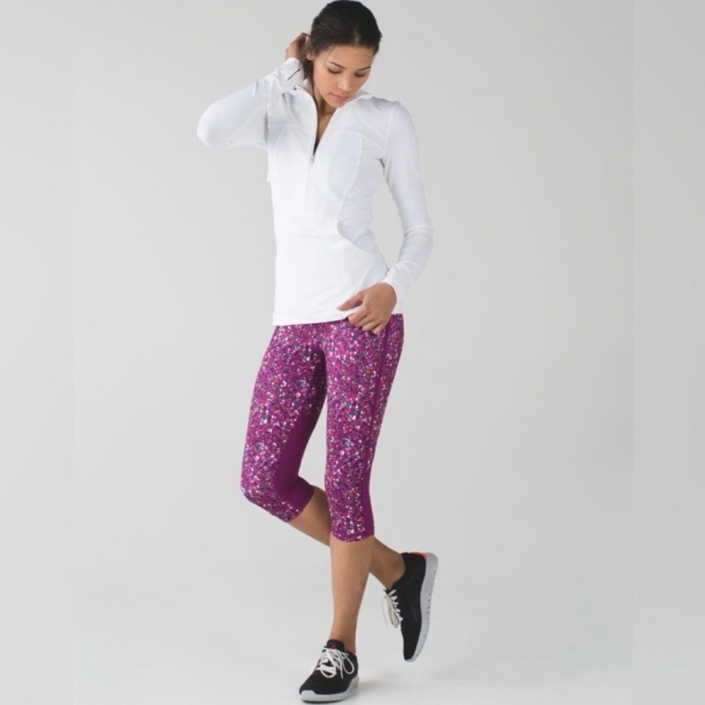 LULULEMON Paradise Camo Multi Regal Plum Real Quick Crop Athletic Leggings